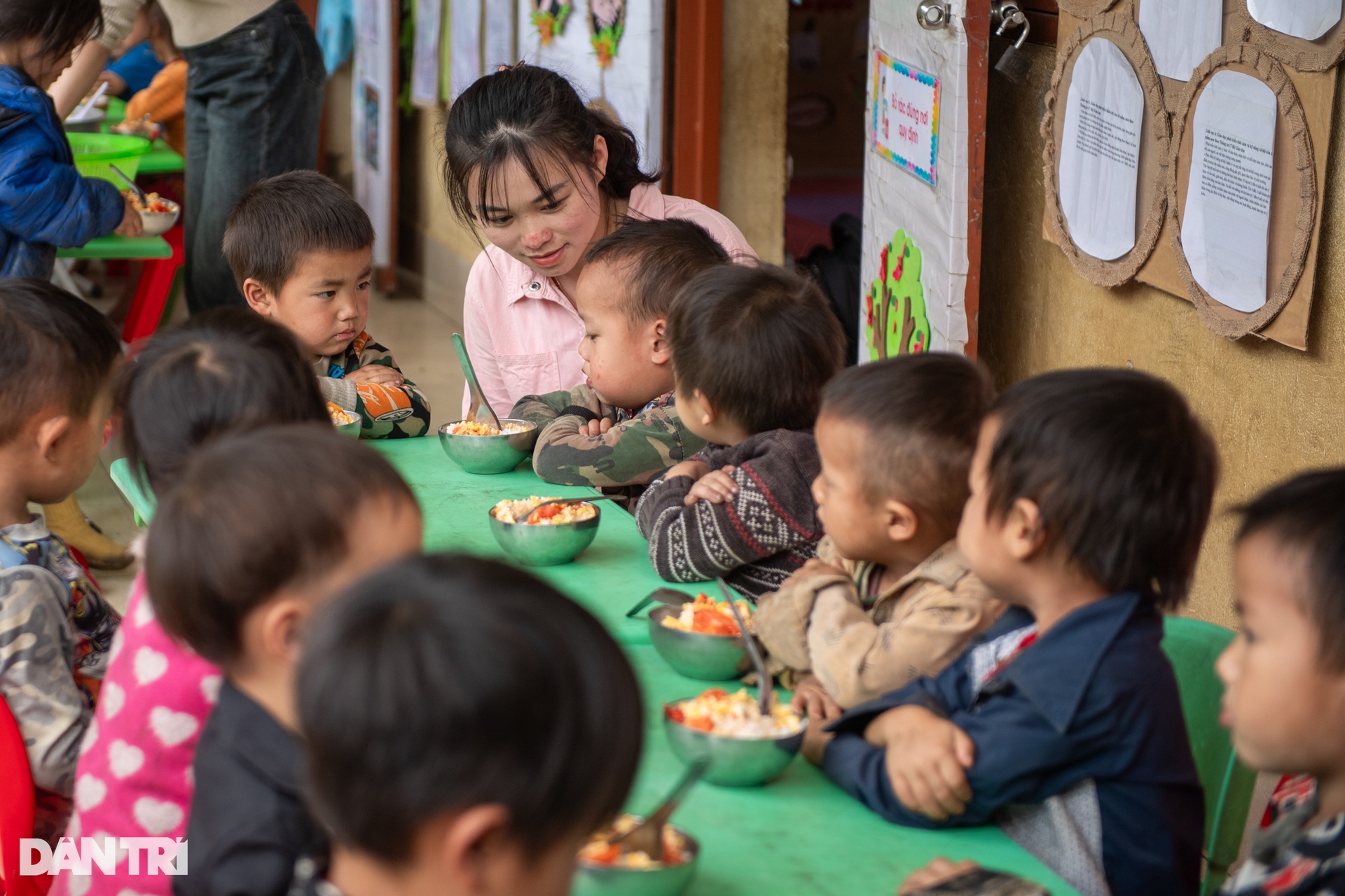 Khởi công điểm trường Nặm Pục, thắp sáng tương lai trẻ em vùng cao - 15 Khởi công điểm trường Nặm Pục, thắp sáng tương lai trẻ em vùng cao - 15