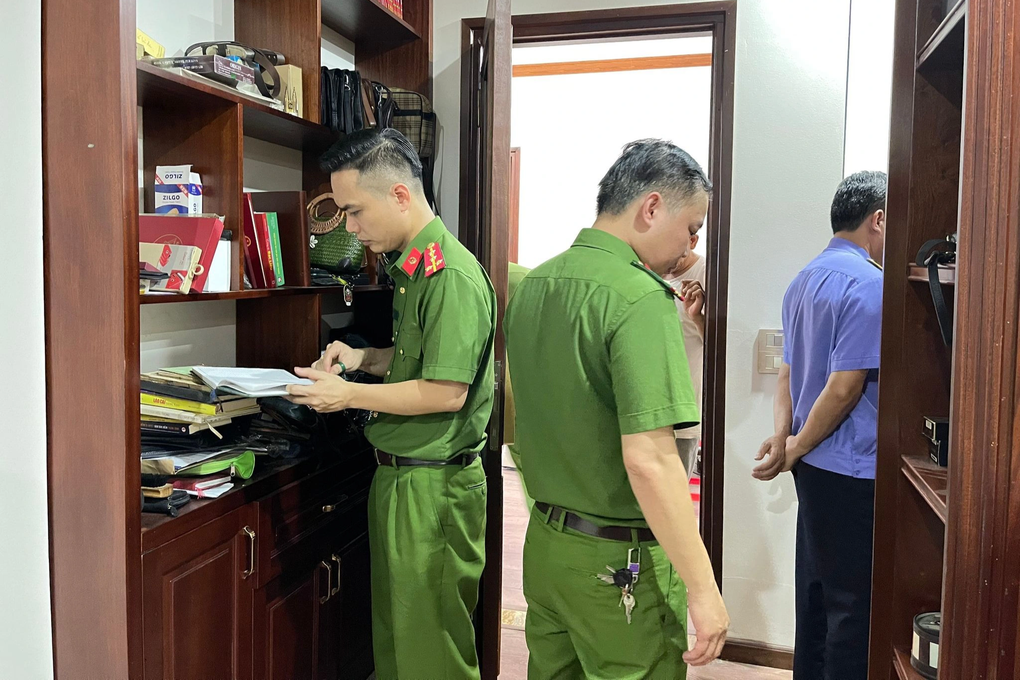 Khởi tố, bắt tạm giam 2 nguyên Phó Chủ tịch tỉnh Lào Cai - 5 Khởi tố, bắt tạm giam 2 nguyên Phó Chủ tịch tỉnh Lào Cai - 5