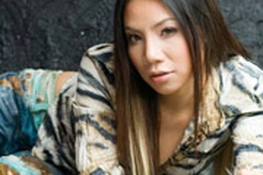  “Sao” Việt bận tíu tít mùa cuối năm