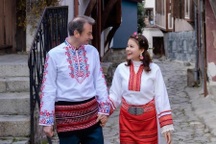 Tác giả "Lỡ hẹn Paris" tiết lộ chuyện tình