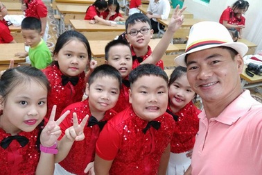 Con nhà sao Việt khai giảng năm học mới như thế nào?