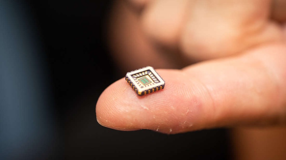 Neuron nhân tạo đầu tiên trên thế giới được phát triển trên 1 con chip silicon - 1 Neuron nhân tạo đầu tiên trên thế giới được phát triển trên 1 con chip silicon - 1