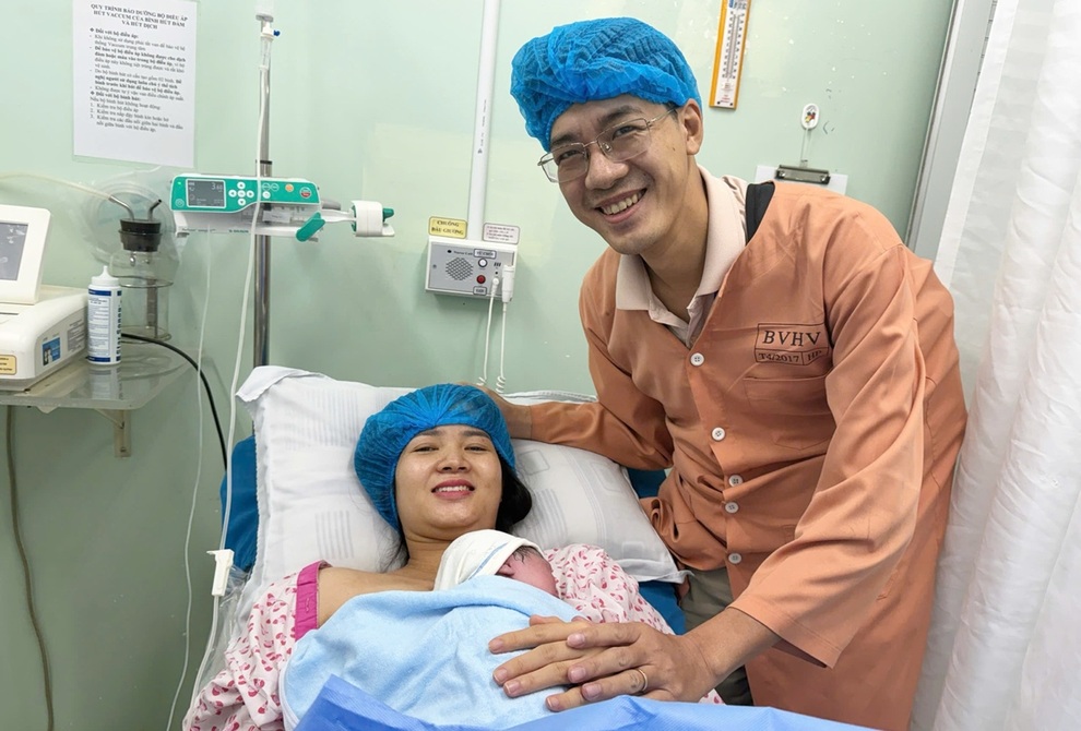 Chăm sóc sức khỏe người dân và giải pháp góp phần tăng tổng tỷ suất sinh tại TPHCM - 1 Chăm sóc sức khỏe người dân và giải pháp góp phần tăng tổng tỷ suất sinh tại TPHCM - 1