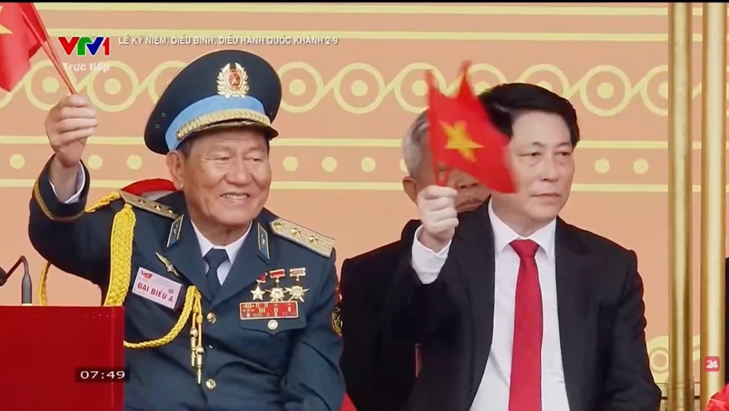 Tiết lộ về vị tướng trong sách giáo khoa xuất hiện tại lễ diễu binh 2/9 - 3 Tiết lộ về vị tướng trong sách giáo khoa xuất hiện tại lễ diễu binh 2/9 - 3