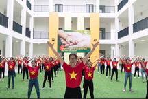 Ấn tượng clip 40 cô giáo mầm non nhảy bài “Việt Nam ơi”