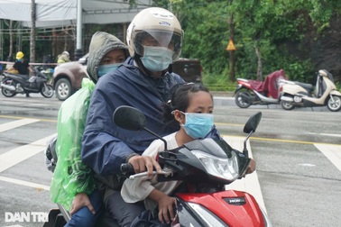 Hỗ trợ khẩn cấp công nhân từ các tỉnh phía Nam về quê tránh dịch