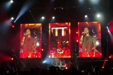 Bức Tường, Suboi "đốt cháy" sân khấu Hoàng Thành Thăng Long