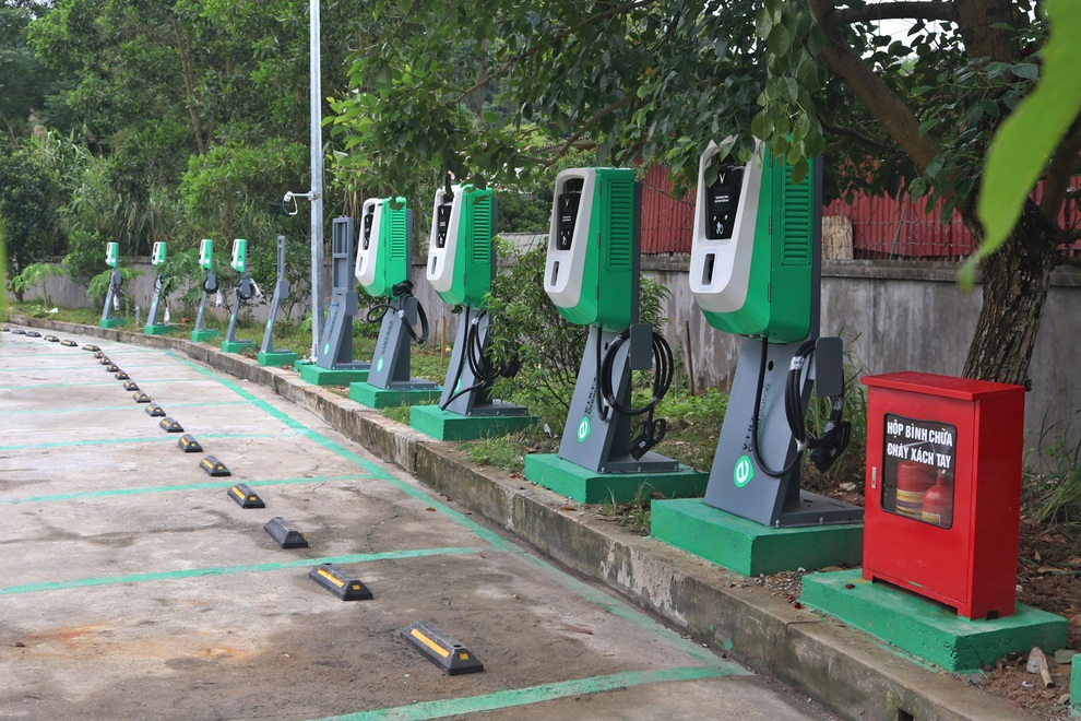 2.000 trạm sạc xe điện VinFast đang được triển khai như thế nào? - 3 2.000 trạm sạc xe điện VinFast đang được triển khai như thế nào? - 3