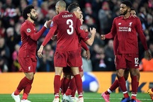Liverpool thắng đậm đà, PSG thoát chết phút 90