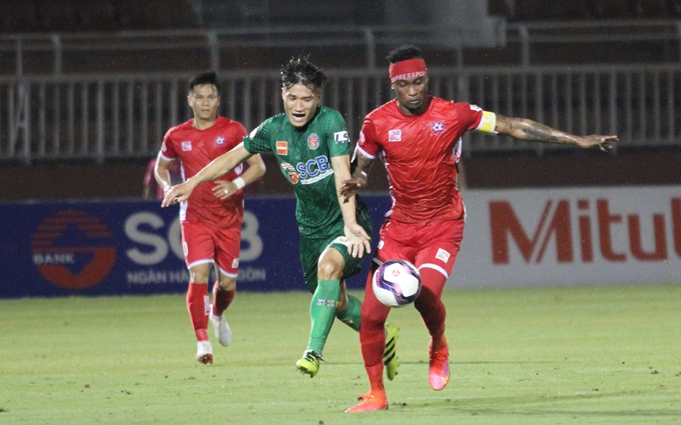 Cựu tuyển thủ Nhật Bản chơi mờ nhạt, Sài Gòn FC suýt thua đội Hải Phòng - 4 Cựu tuyển thủ Nhật Bản chơi mờ nhạt, Sài Gòn FC suýt thua đội Hải Phòng - 4