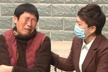 Gửi con để đi làm ăn xa, lớp 6 về đón, bố mẹ khóc nhiều năm vì bất lực