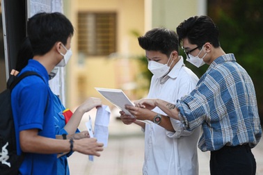 29,5 điểm khối C mới đỗ ngành Luật Kinh tế, Trường ĐH Luật Hà Nội