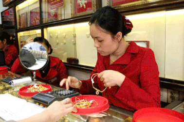 Giá vàng tăng cao trước phiên khai Xuân