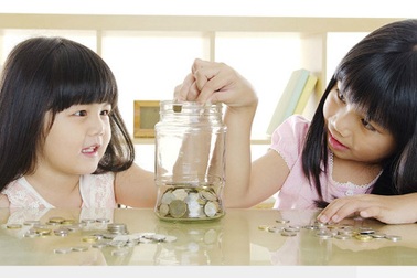 Con tương lai nghèo đói chỉ vì thói quen chi tiêu của cha mẹ hiện tại