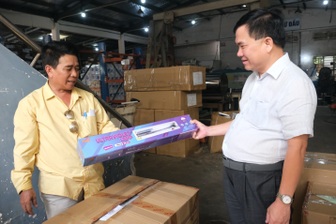 Giải pháp trị liệu tia hồng ngoại và ánh sáng phục vụ ngành y từ Thành Nhân TNE