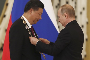 Lãnh đạo Nga - Trung thảo luận các vấn đề “nóng” trong cuộc gặp song phương