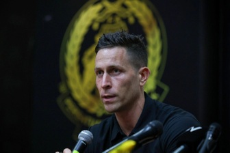 Cựu tuyển thủ Canada phủ nhận dính líu vụ cầu thủ Malaysia làm giả giấy tờ