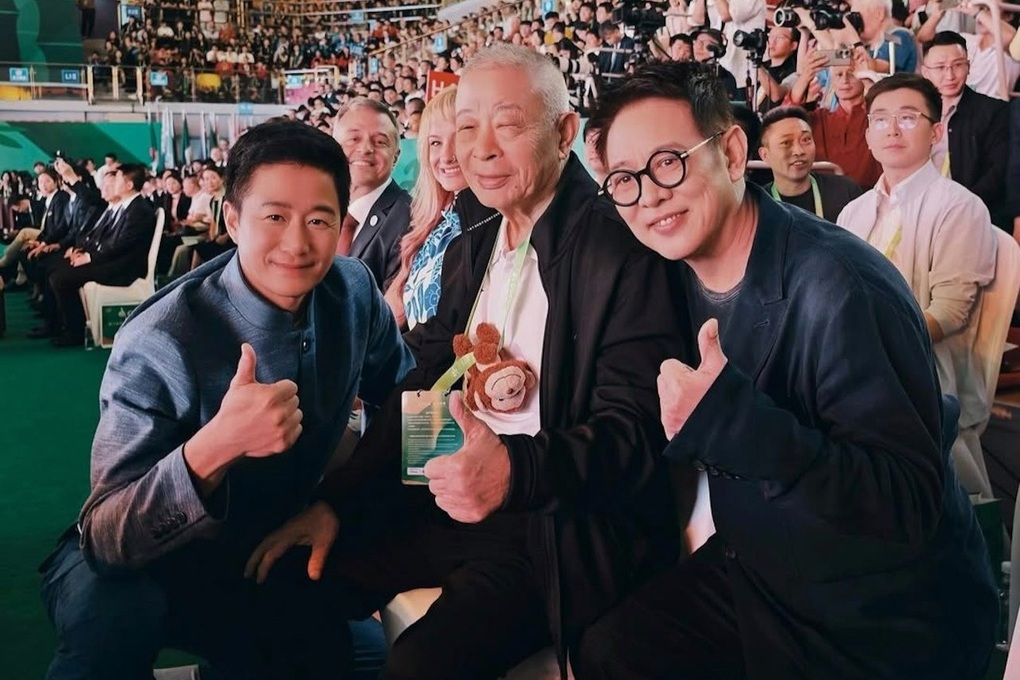 Lý Liên Kiệt tái xuất phong độ sau thời gian dài chiến đấu với bạo bệnh - 2 Lý Liên Kiệt tái xuất phong độ sau thời gian dài chiến đấu với bạo bệnh - 2