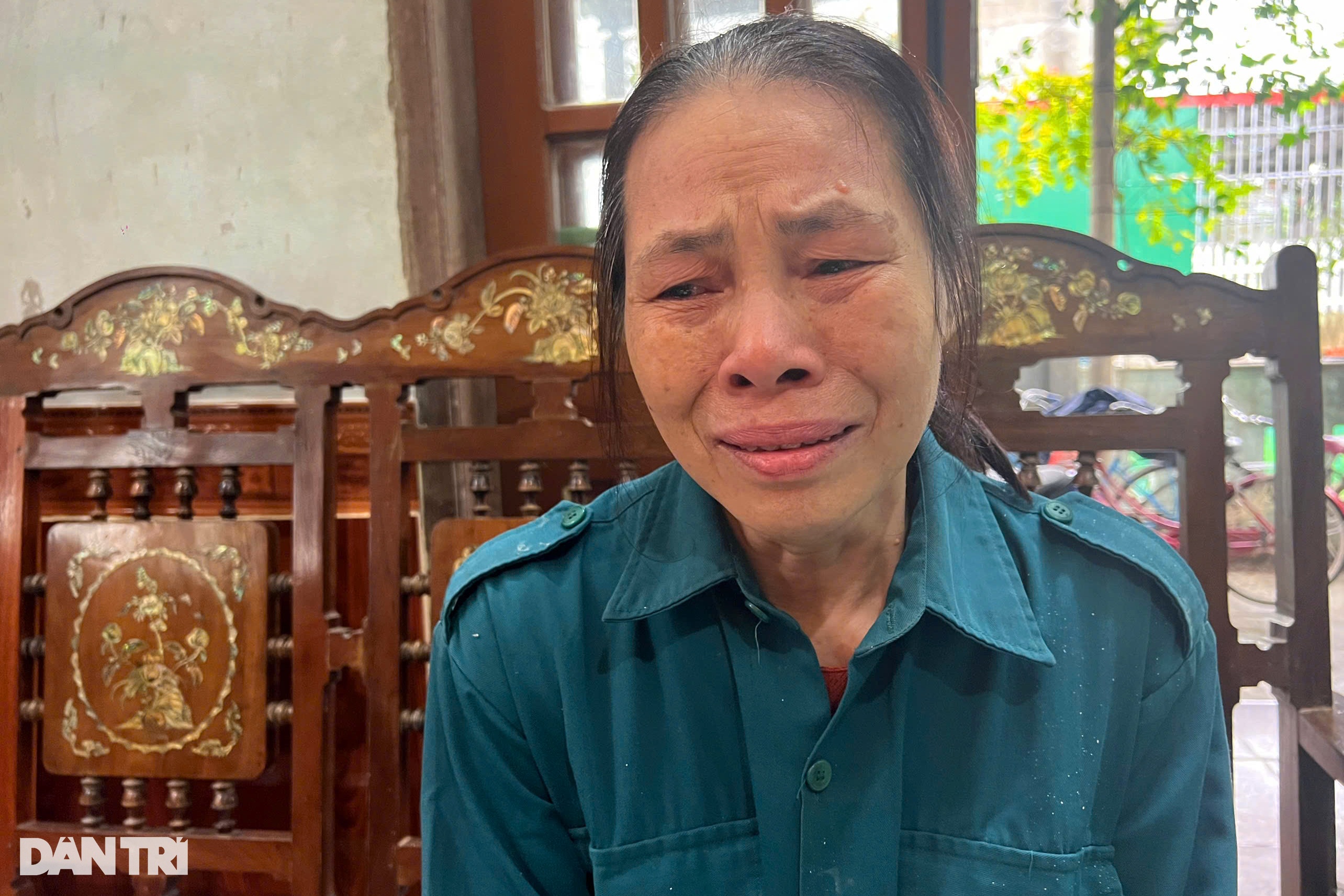 Bố mẹ lần lượt qua đời, 4 đứa trẻ tội nghiệp sống cảnh ly tán - 2 Bố mẹ lần lượt qua đời, 4 đứa trẻ tội nghiệp sống cảnh ly tán - 2