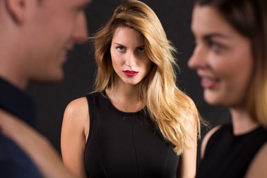 Tiết lộ cách xác định xu hướng ngoại tình ở phụ nữ