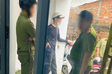 Loạn giá hút bồn cầu, người dân dễ “sập bẫy” hóa đơn chục triệu đồng
