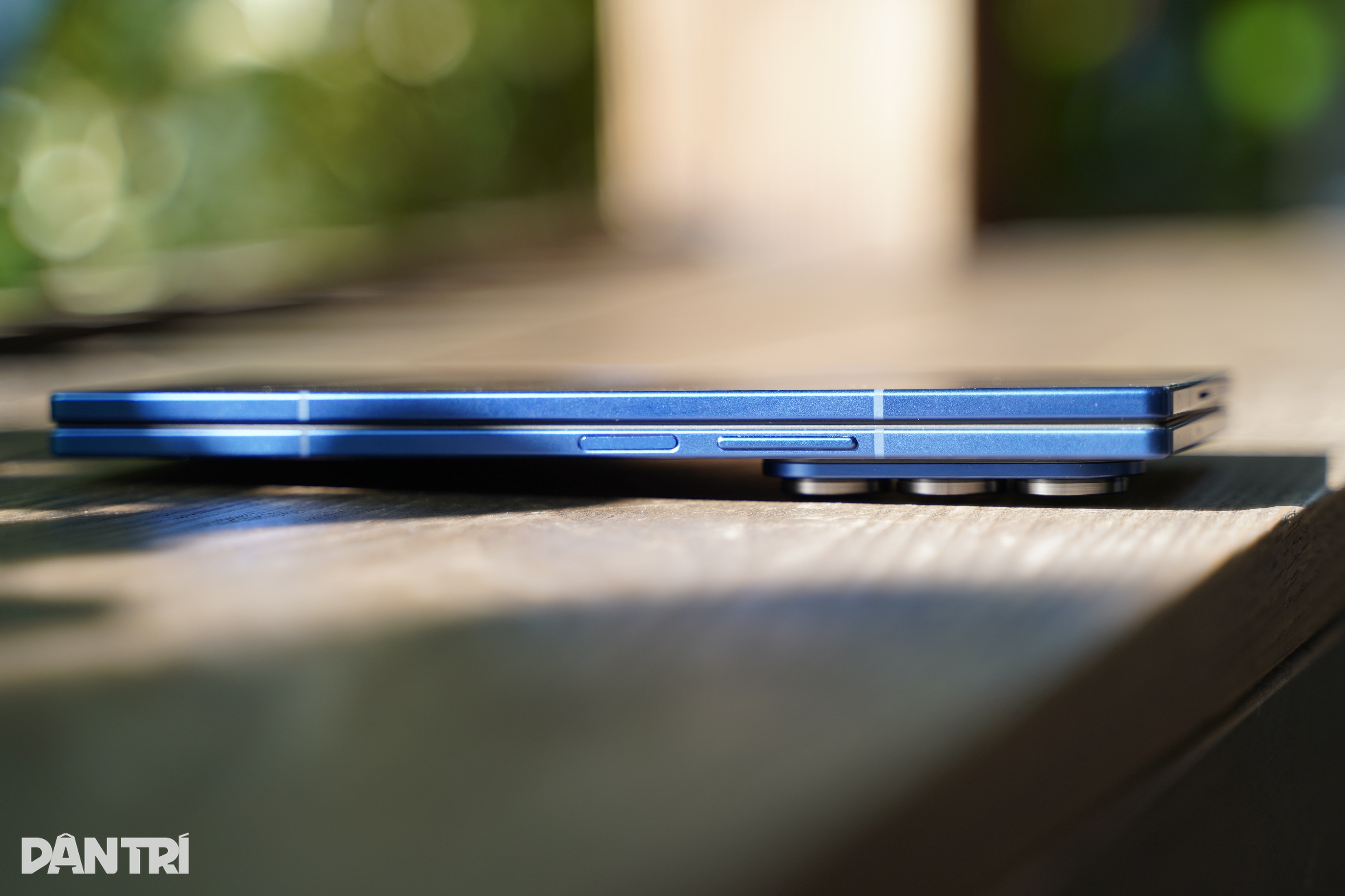 Đánh giá Samsung Galaxy Z Fold7: Mỏng nhẹ, đa nhiệm nhưng có đánh đổi - 8 Đánh giá Samsung Galaxy Z Fold7: Mỏng nhẹ, đa nhiệm nhưng có đánh đổi - 8