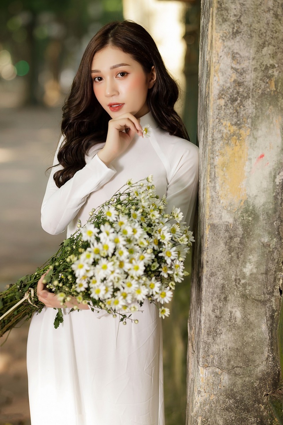 Nữ MC thể thao quyến rũ trong tà áo dài, cuốn hút người đối diện - 9 Nữ MC thể thao quyến rũ trong tà áo dài, cuốn hút người đối diện - 9