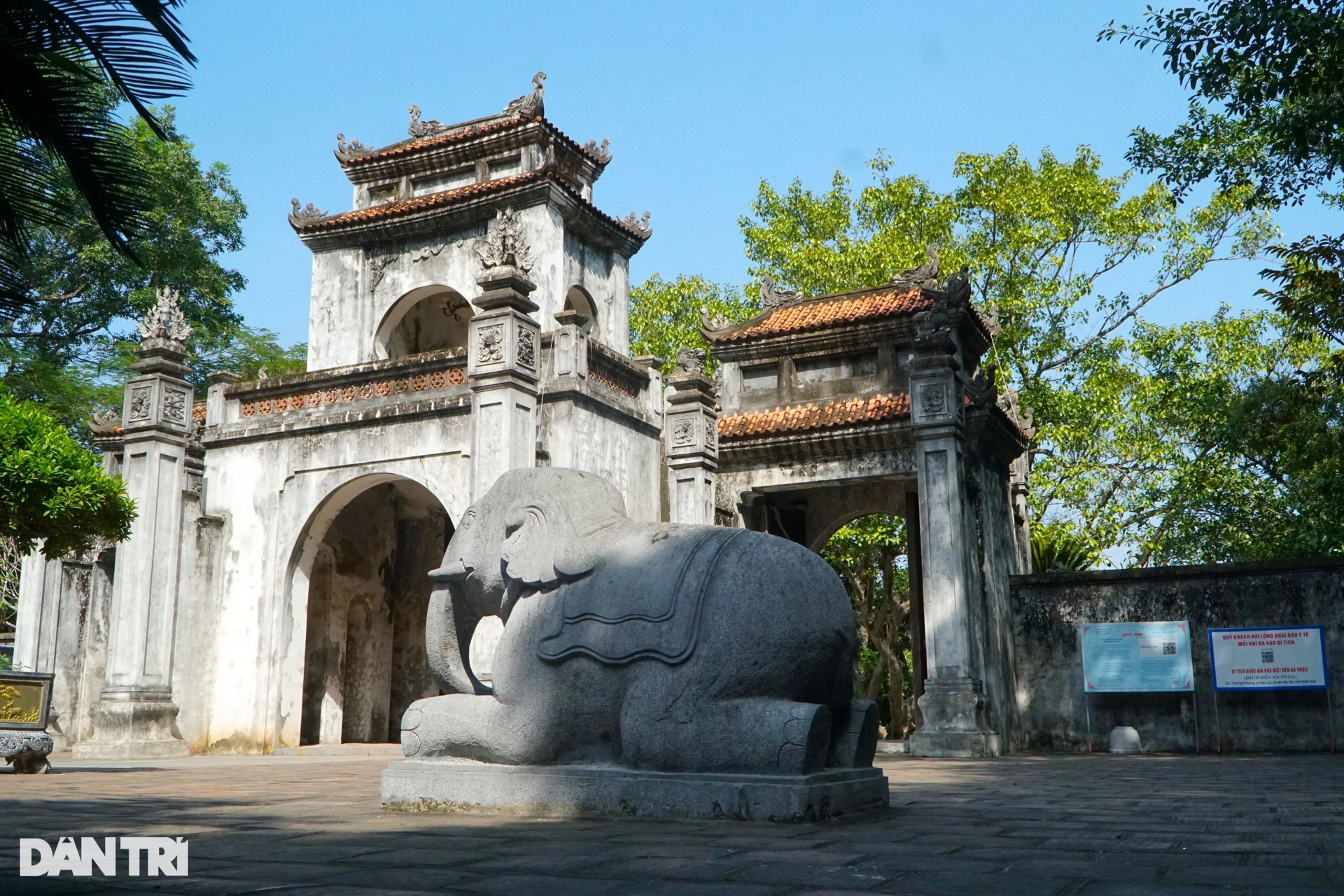 Ngắm ngôi đền gần 2.000 năm tuổi chuẩn bị dựng tượng đài 250 tỷ đồng - 9 Ngắm ngôi đền gần 2.000 năm tuổi chuẩn bị dựng tượng đài 250 tỷ đồng - 9