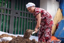 Người dân bán đảo Thanh Đa kiệt sức, tài sản hư hại do triều cường ở TPHCM