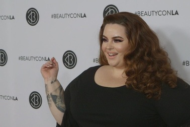 Tess Holliday duyên dáng trên thảm đỏ