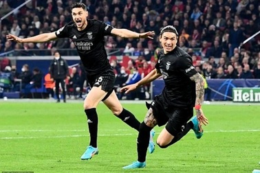 Đánh bại Ajax, Benfica tiến vào tứ kết Champions League