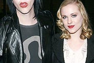 Evan Rachel Wood chia tay rocker lập dị Marilyn Manson 