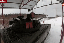 Cận cảnh "xe tăng bay" T-80 của Nga khai hỏa "đạn" đặc biệt