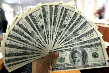 Hóa giải căng thẳng tỷ giá