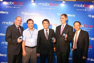 3 nhà mạng bước vào cuộc “chinh phạt” BlackBerry