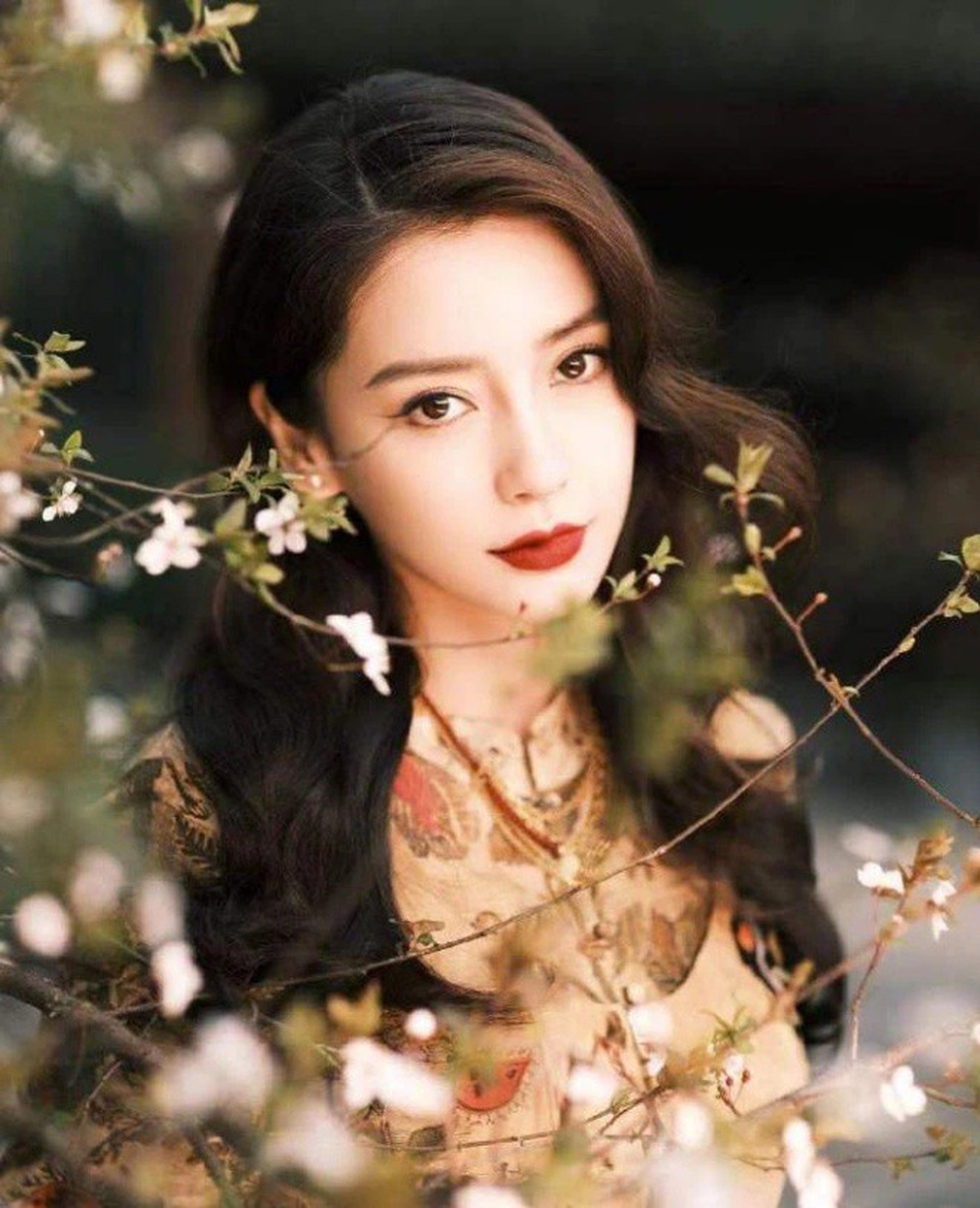 Angelababy được khen đẹp nhưng bị chê diễn xuất tệ - 1 Angelababy được khen đẹp nhưng bị chê diễn xuất tệ - 1