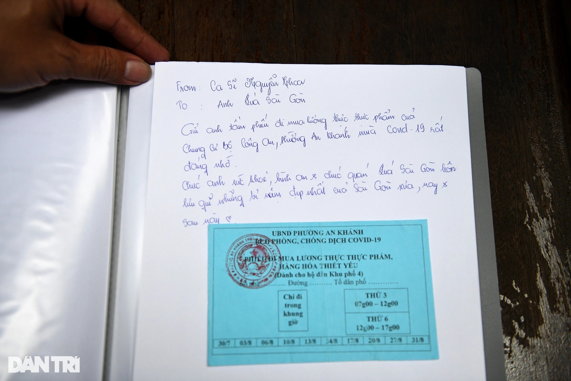 Độc đáo bộ sưu tập 500 phiếu đi chợ trong các đợt dịch Covid-19 ở Việt Nam - 8 Độc đáo bộ sưu tập 500 phiếu đi chợ trong các đợt dịch Covid-19 ở Việt Nam - 8