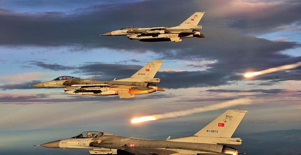 Thổ Nhĩ Kỳ tung dàn F-16 thử hệ thống rồng lửa S-400 - 1 Thổ Nhĩ Kỳ tung dàn F-16 thử hệ thống rồng lửa S-400 - 1