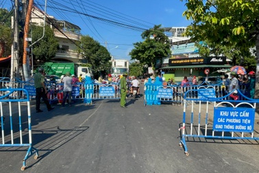 Tạm đóng cửa tất cả các chợ truyền thống ở TP Nha Trang từ 0h ngày 26/7