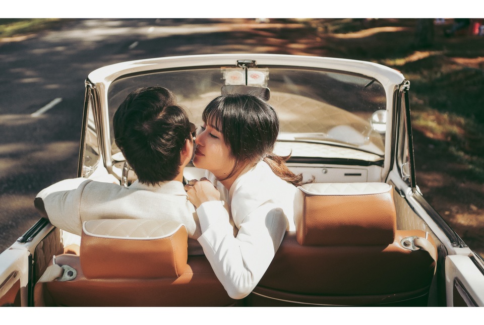 Ảnh cưới bán nude của Thảo Trang với ông xã kém 9 tuổi - 14 Ảnh cưới bán nude của Thảo Trang với ông xã kém 9 tuổi - 14