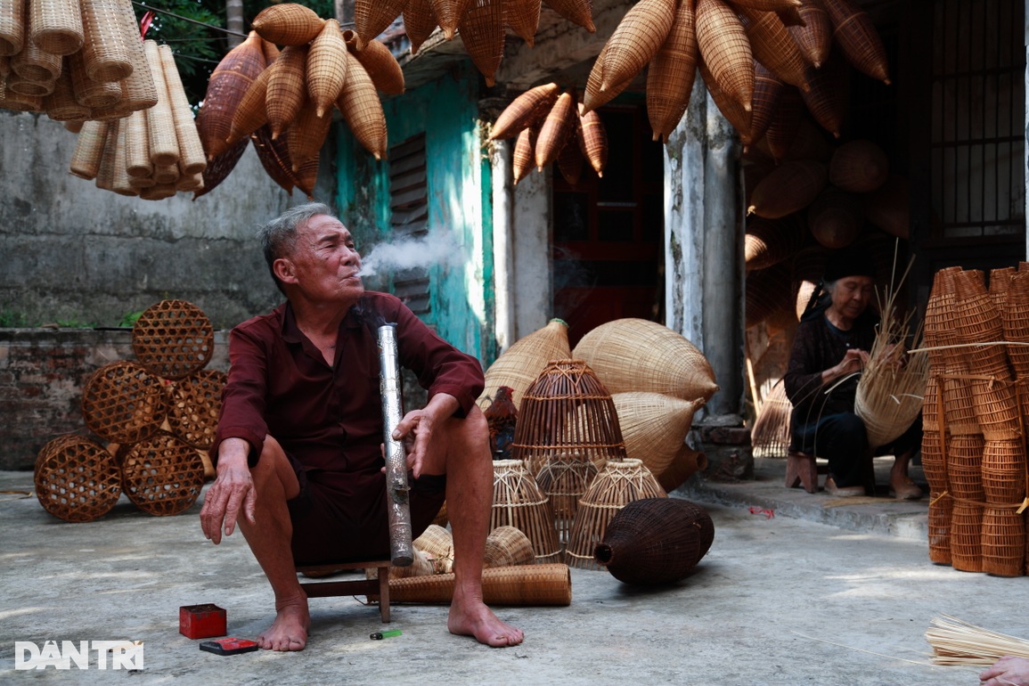 Làng nghề đan đó 200 năm tuổi đẹp như tranh - 2 Làng nghề đan đó 200 năm tuổi đẹp như tranh - 2