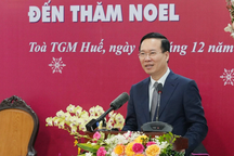 Chủ tịch nước Võ Văn Thưởng chúc mừng Giáng sinh Tổng giáo phận Huế