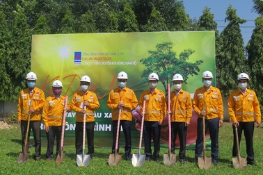 Chung tay vì màu xanh trên công trình khí