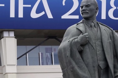 Khuyến cáo phụ nữ Nga không nên sex với du khách tới World Cup gây tranh cãi