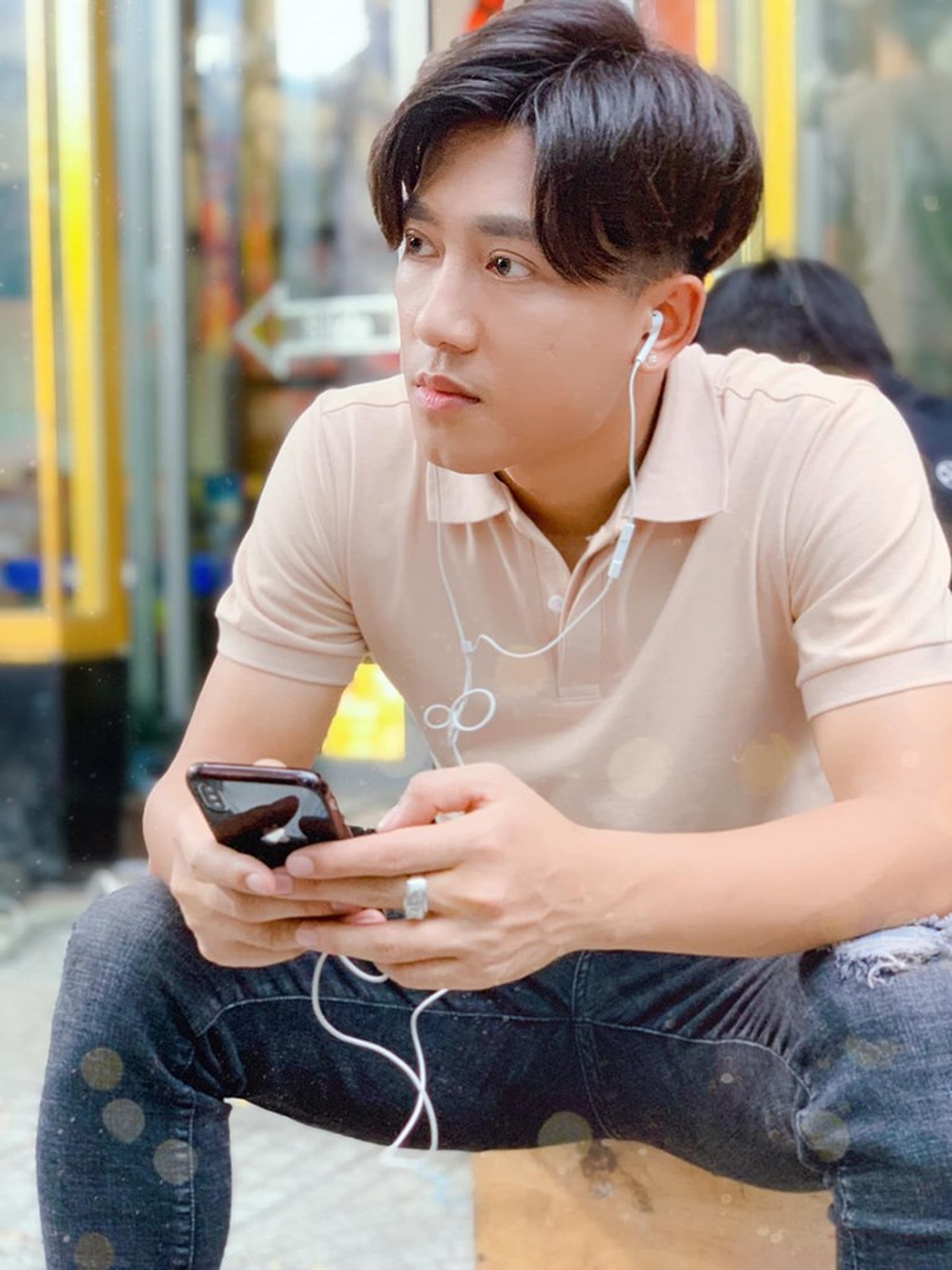 NSND Tự Long và những nghệ sĩ từng làm phụ hồ mưu sinh - 3 NSND Tự Long và những nghệ sĩ từng làm phụ hồ mưu sinh - 3