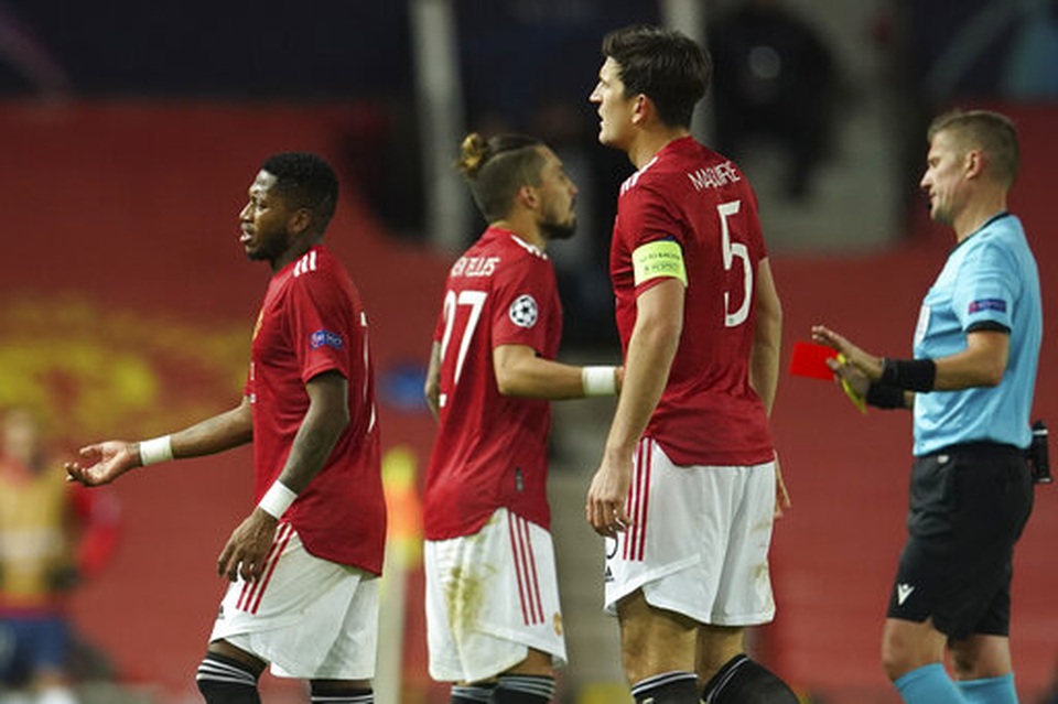 Man Utd 1-3 PSG: Neymar lập cú đúp, Fred bị đuổi - 5 Man Utd 1-3 PSG: Neymar lập cú đúp, Fred bị đuổi - 5