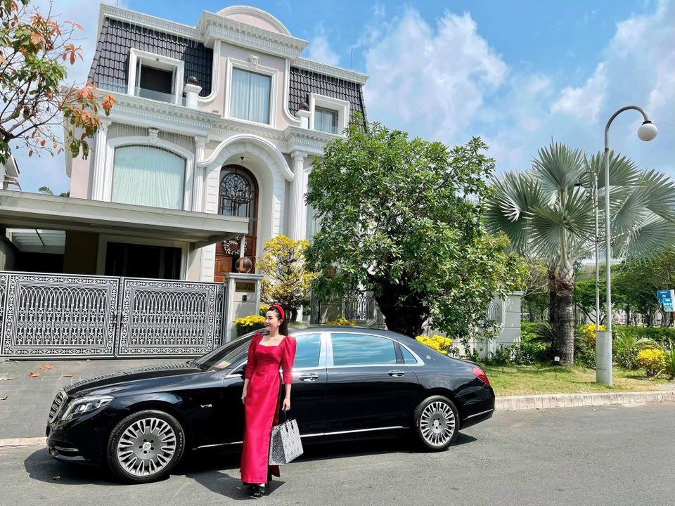 Sao Việt đi đâu, làm gì trong ngày đầu năm Tân Sửu? - 12