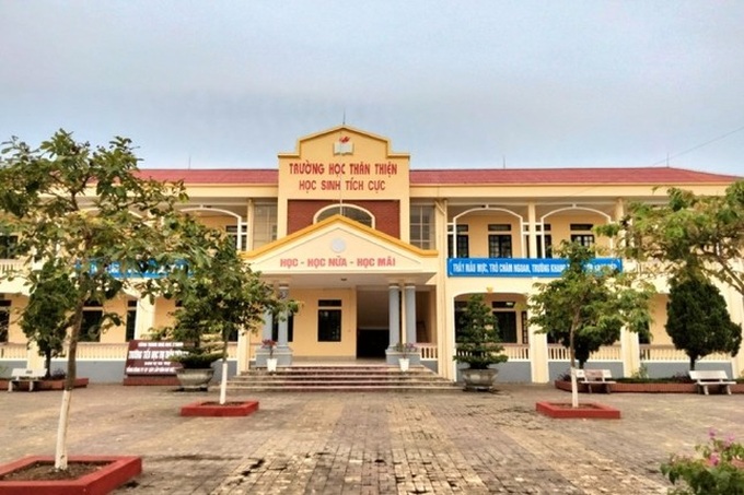 Trường Tiểu học thị trấn Tiền Hải nơi xảy ra vụ việc.