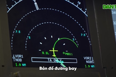 Độc đáo trải nghiệm làm "cơ trưởng" lái Airbus A320 vượt mưa bão