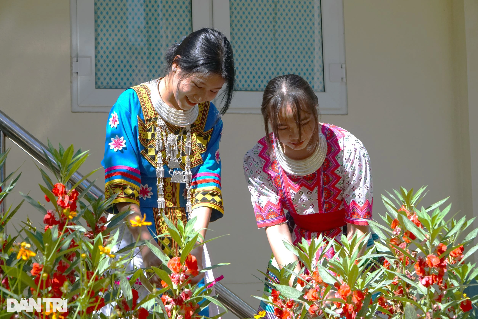 Ngôi làng như resort giữa núi rừng của học sinh nghèo miền núi xứ Thanh - 13 Ngôi làng như resort giữa núi rừng của học sinh nghèo miền núi xứ Thanh - 13